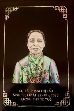 mother-of-pearl-inlay portrait